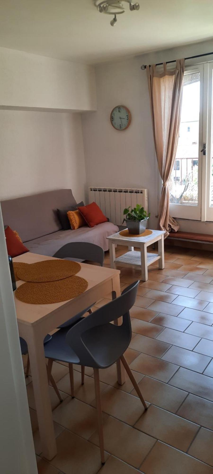 Appartement Climatise Avec Terrasse Au Coeur De Nyons Buitenkant foto